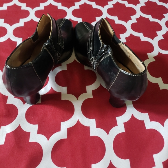 Booties - Picture 5 of 8